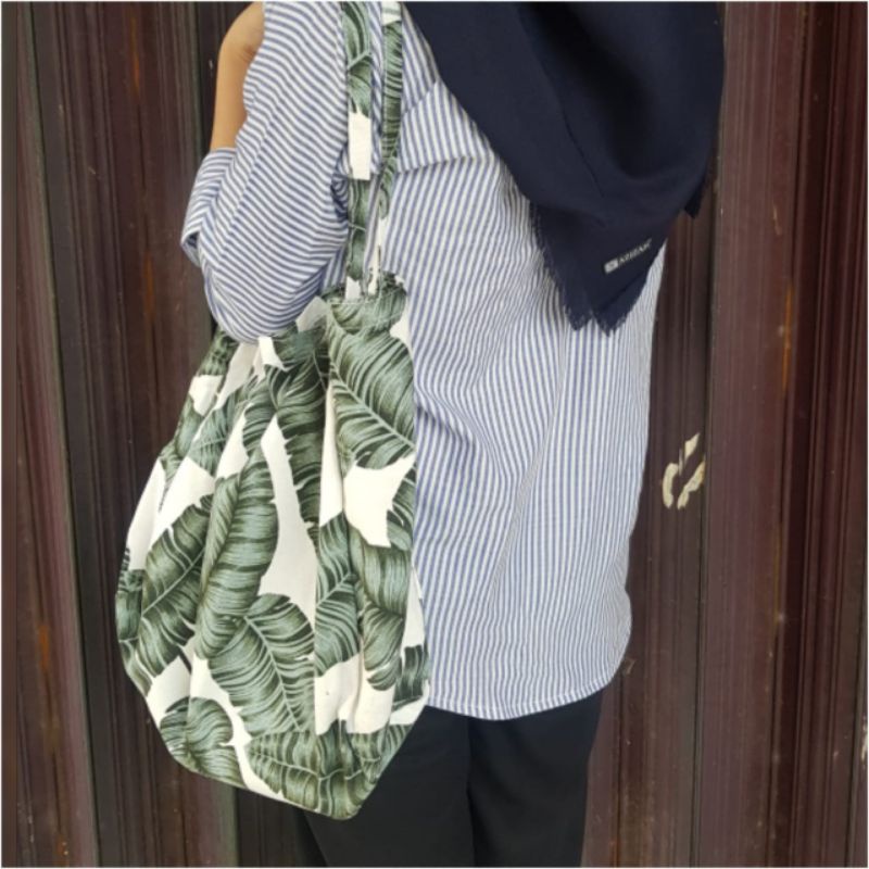 Tas Kanvas Totebag Wanita Kapasitas Besar 2021 Tas Bahu Wanita Bergaris Sederhana Retro Tas Belanja Tote Terbuka Kasual Multifungsi