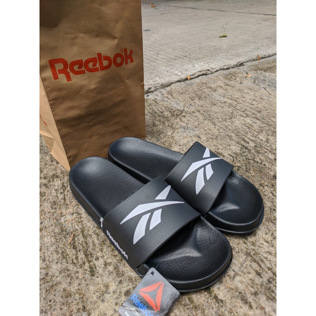 SANDAL REEBOK PRIA SENDAL SLOP SPORT SLIDE PRIA IMPORT GRADE ORI FLIP FLOP
