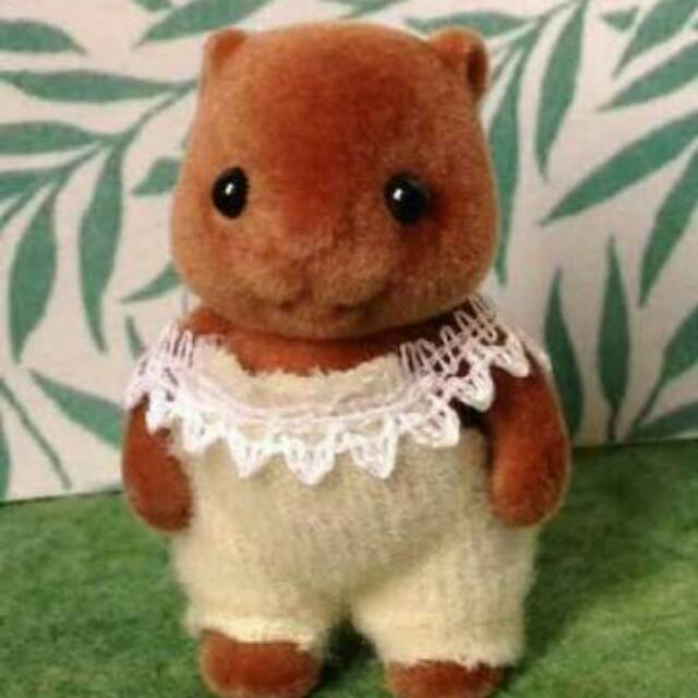 Sylvanian Families Rare - Beaver Baby