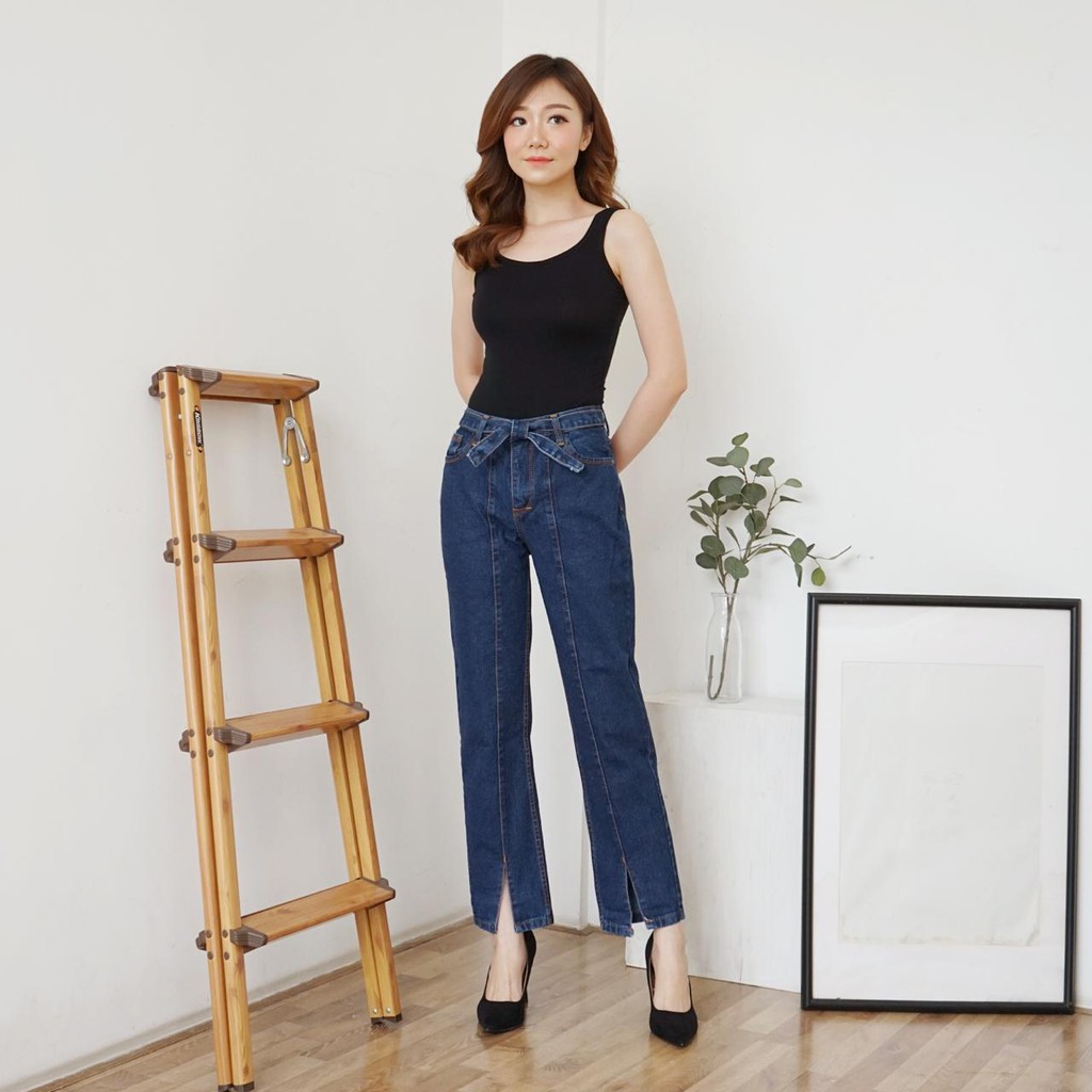 FWR - CITA BOYFRIEND JEANS CUT FREE BELT