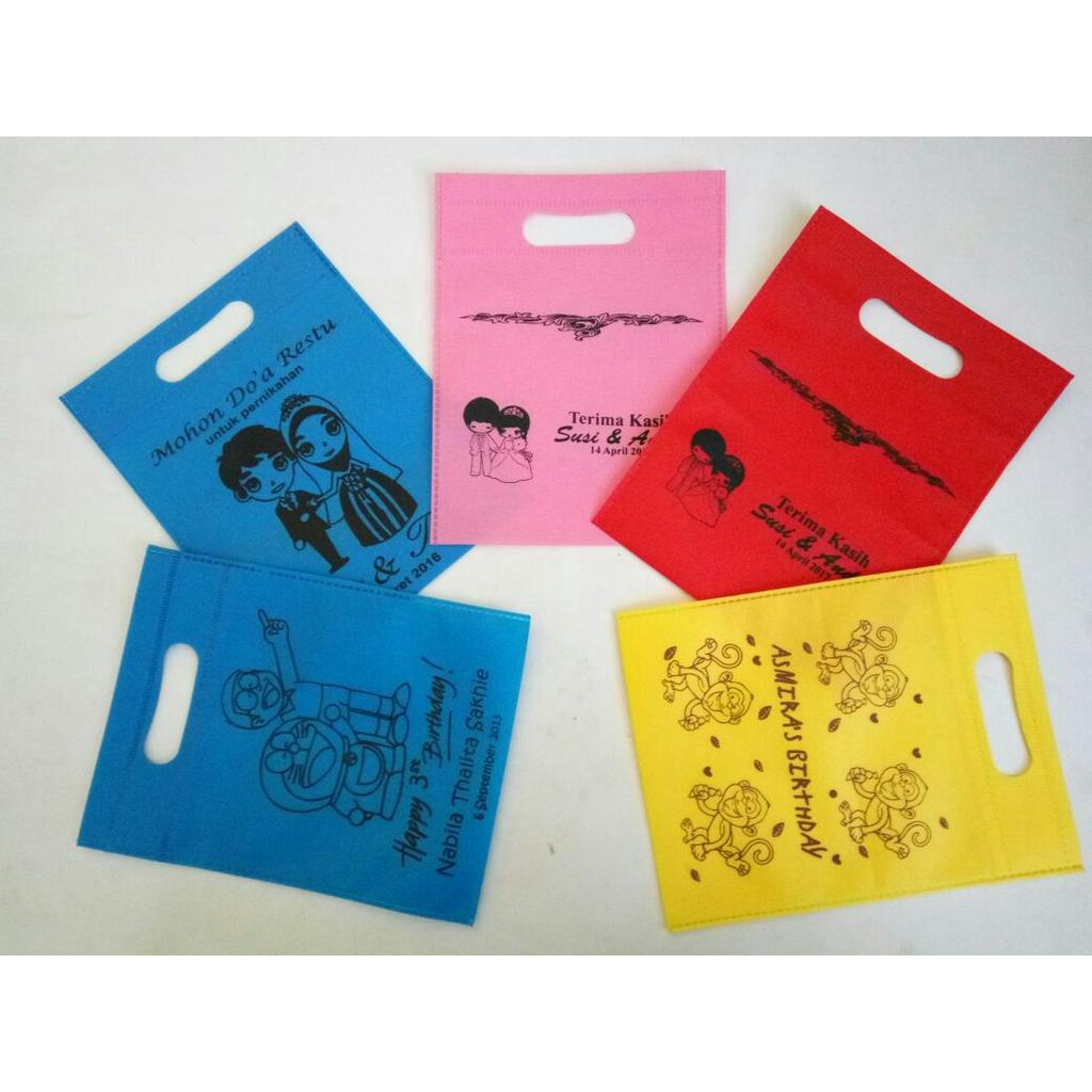 

Tambah Sisi / Warna Goodiebag