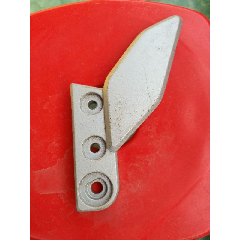 dudukan footstep step bustep kiri vixion ori