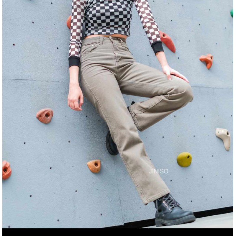 Boyfriend Celana Jeans Wanita Boyfriend Bahan Jeans Tebal Cobra Model Pakai Warna Cream Ukuran 27-28
