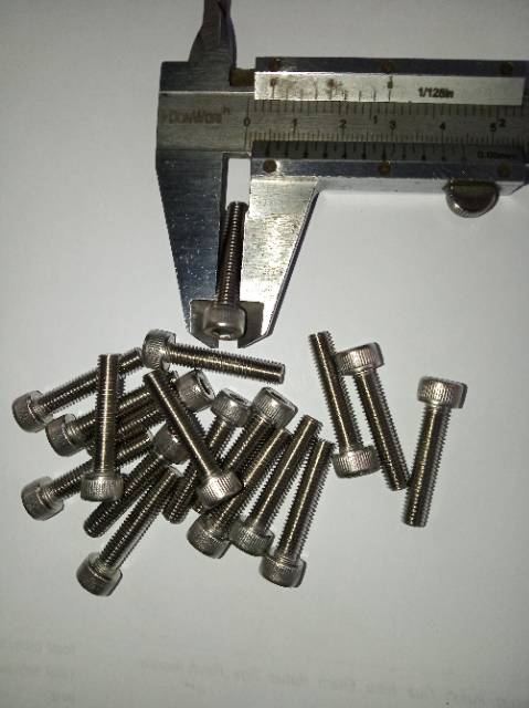 Baut L M5 x 25 (2.5cm) stainless 304 THE A2-70