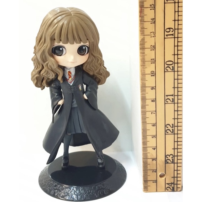 Action figure qposket harry potter hermione kode cc