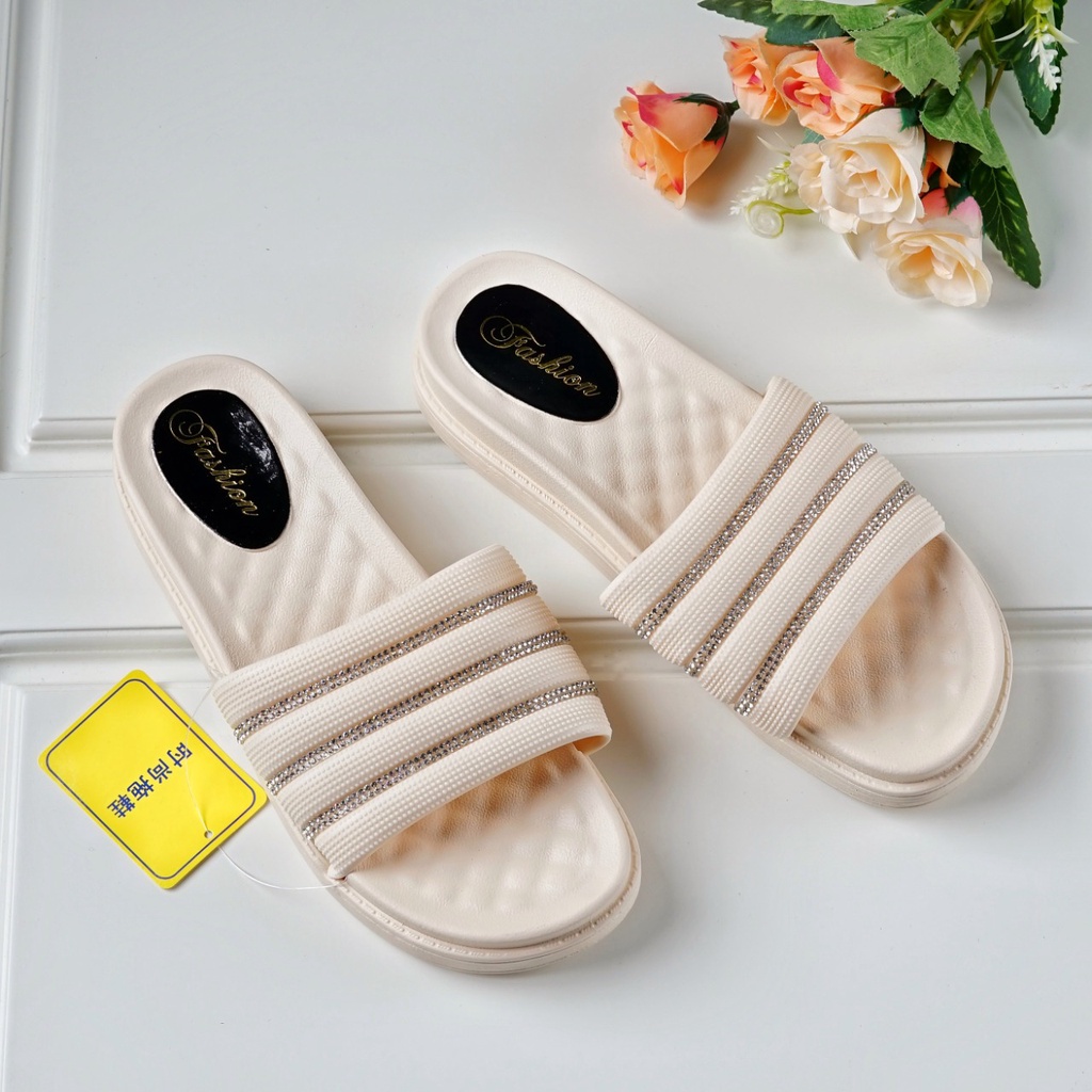 SANDAL SLIP ON TERLARIS SEPATU CANTIK S2020 (NO BOX) SANDAL FASHION SLIP ON MURAH