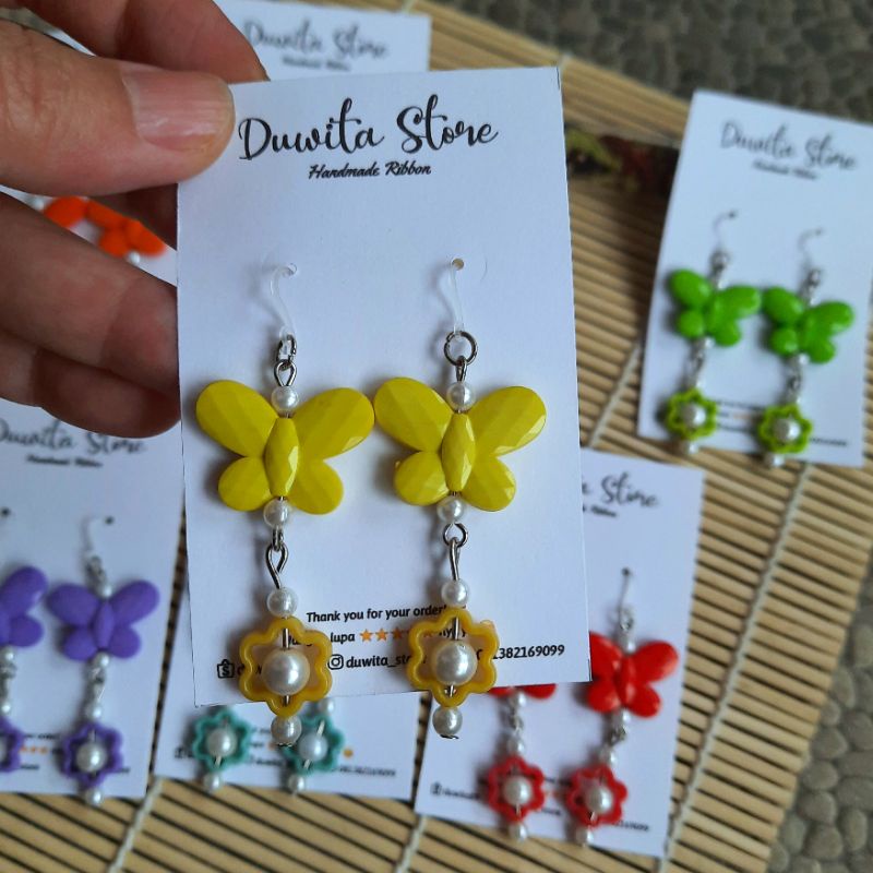 HANDMADE ANTING DEWASA KAITAN PLASTIK MOTIF KUPU2 PANJANG