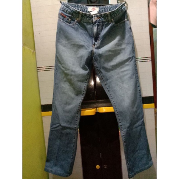 preloved Celana Lee Cooper jeans second bekas denim