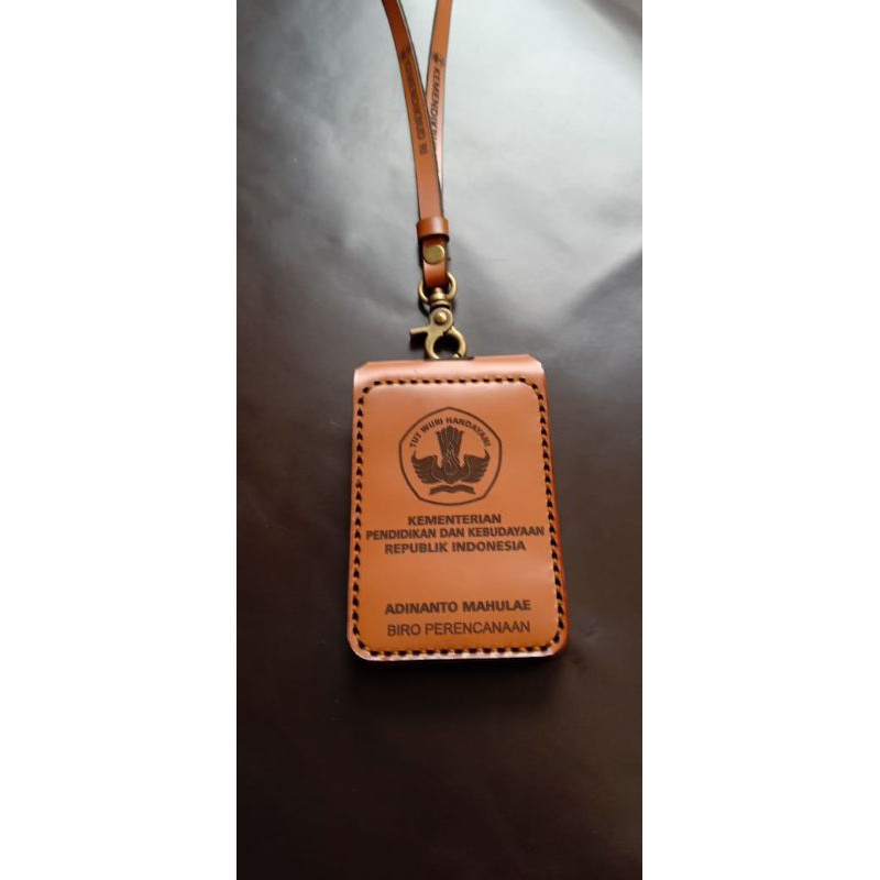 

Id card holder kulit/Nametag sapi garut