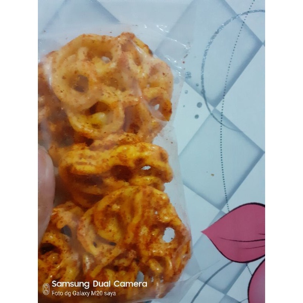 

Krupuk Bantat Pedas 20gram