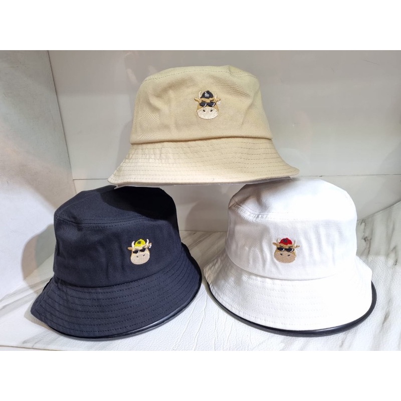 Bucket hat sapi Mlb Ready hitam cream putih