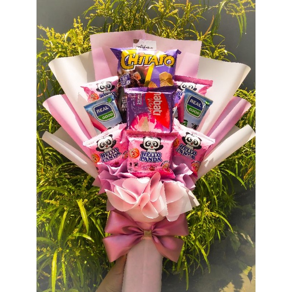 

Lembayung Bouquet Snack Pontianak Gift Kado Wisuda