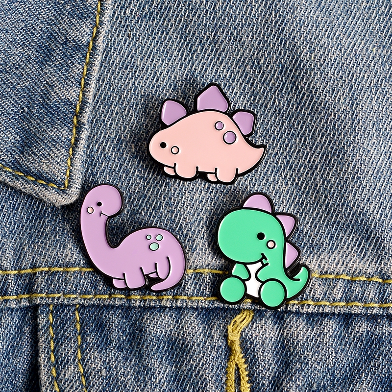 Bros Pin Enamel Bentuk Dinosaurus Jurassic Warna Pink Untuk Anak