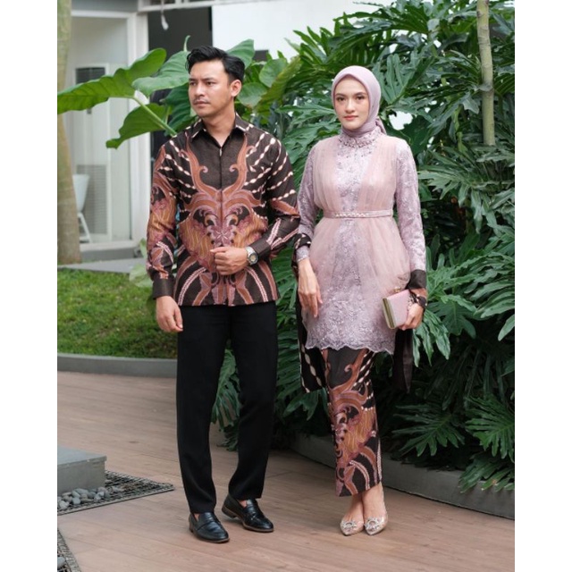 Batik Couple Kebaya Modern Kebaya Tunangan Lamaran Baju Wisuda Batik Brukat Terbaru