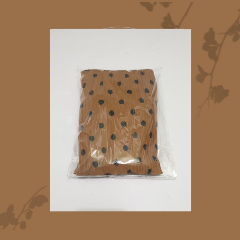 bergo plisket ceruty motif polka