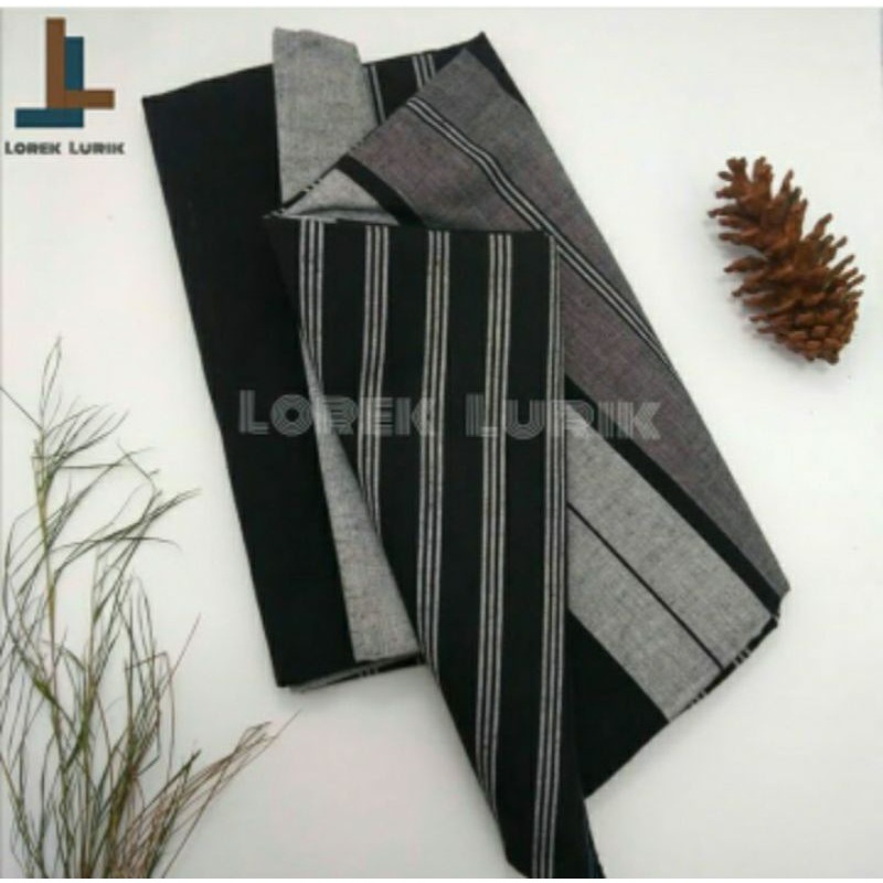 Kain Tenun Lurik Modern Kombinasi Monokrom / Batik Lurik Modern Kombinasi Garis Hitam Abu Abu