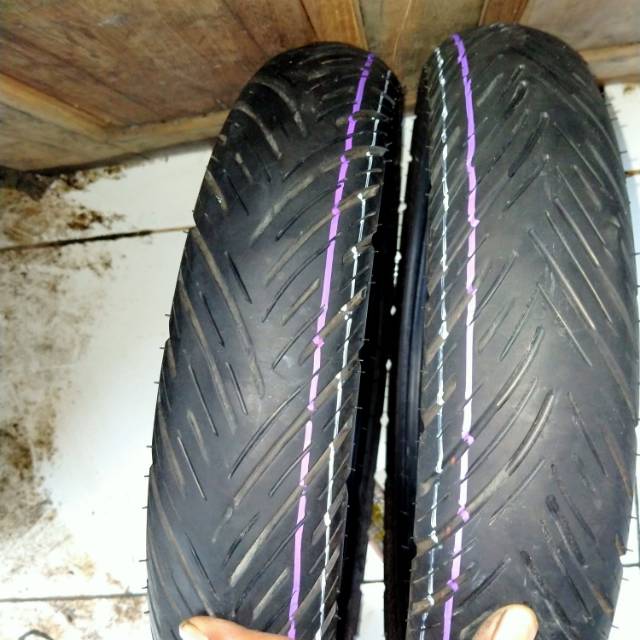 ban second set depan belakang,untuk motor honda vario 150,