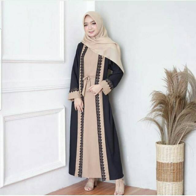 Gamis model outer renda