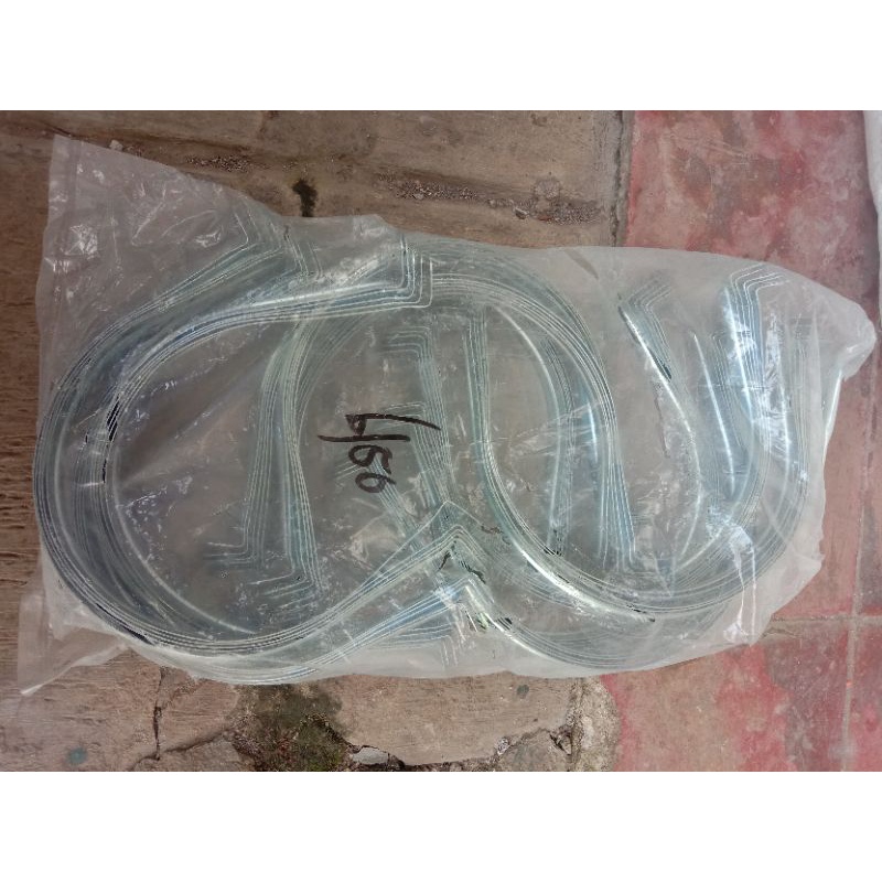 klem plat besi 6" inch tebal / pipe clamp / klem omega galvanis