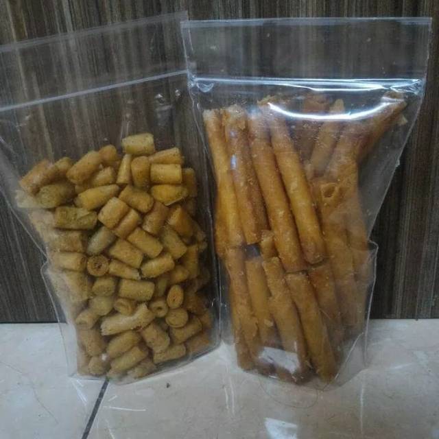 

snack kulit lumpia manis ,asin pedas