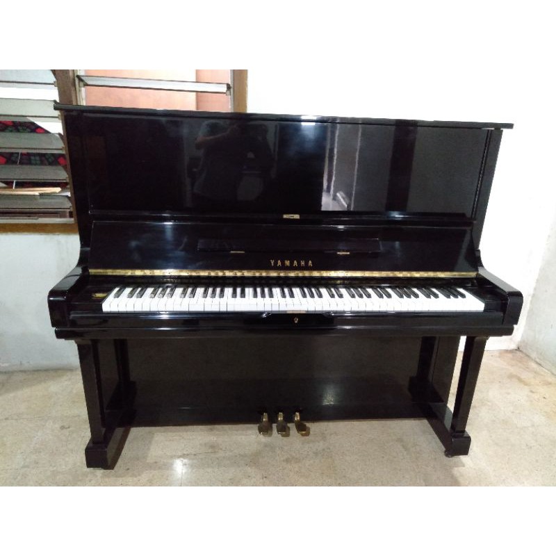Piano Yamaha U3 H Hitam