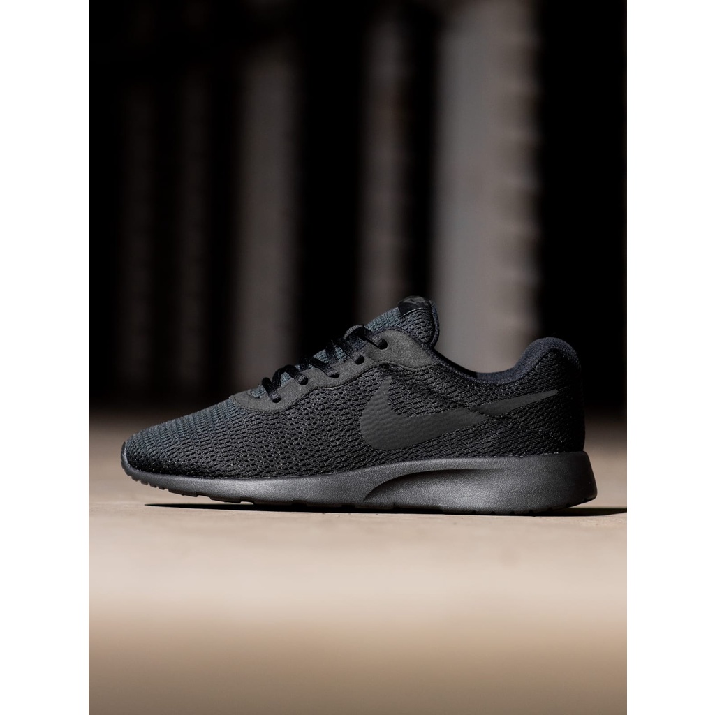 NIKE TANJUN FULL BLACK ORIGINAL PRIA DAN WANITA