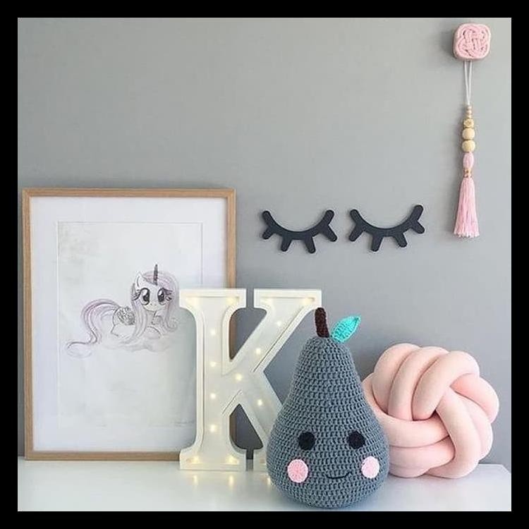 Sleepy Eyes, Dekorasi Kamar Mata Tidur / Merem / Hiasan Dinding