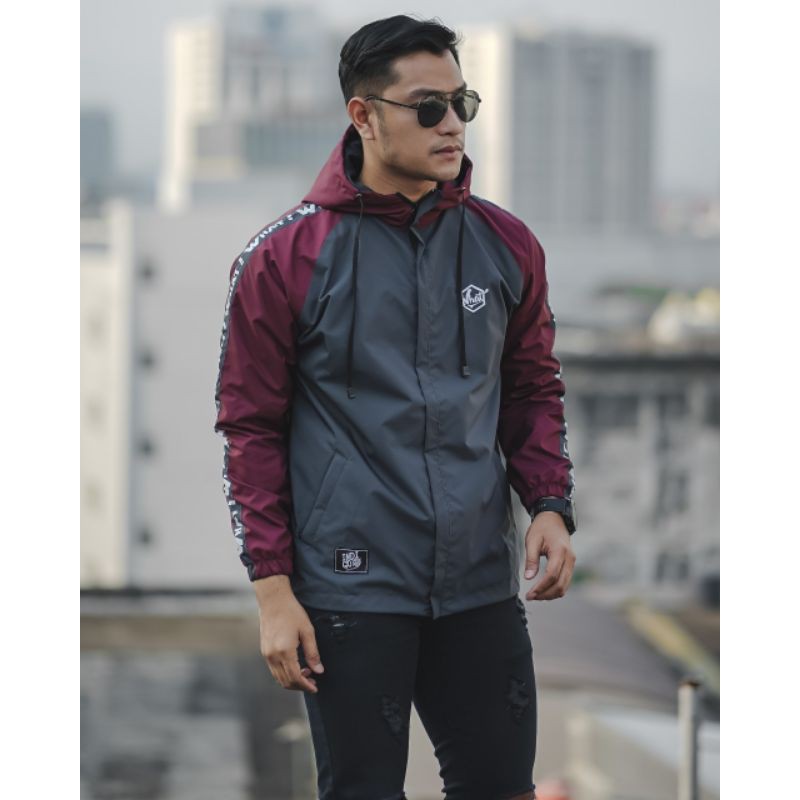 KMO Jaket Outdoor Raglan Running Pria Parasut Taslan / Jaket Olahraga Pria