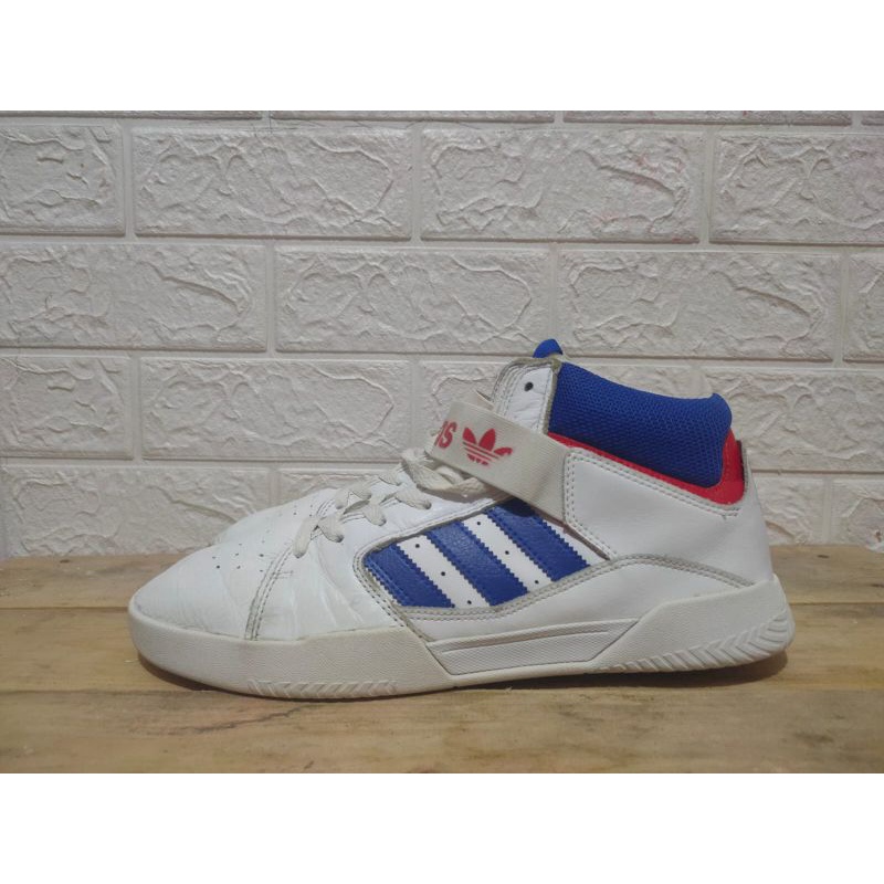 Sepatu Adidas Basket VRX Mid