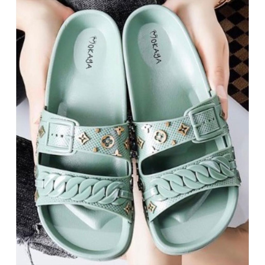 Sandal Slop Jelly Wanita Ban 2 Motif L.V Rantai Gesper Super Keren Elegant Mewah Import Mokaya / Size 37-41 (2013-H)-tosca