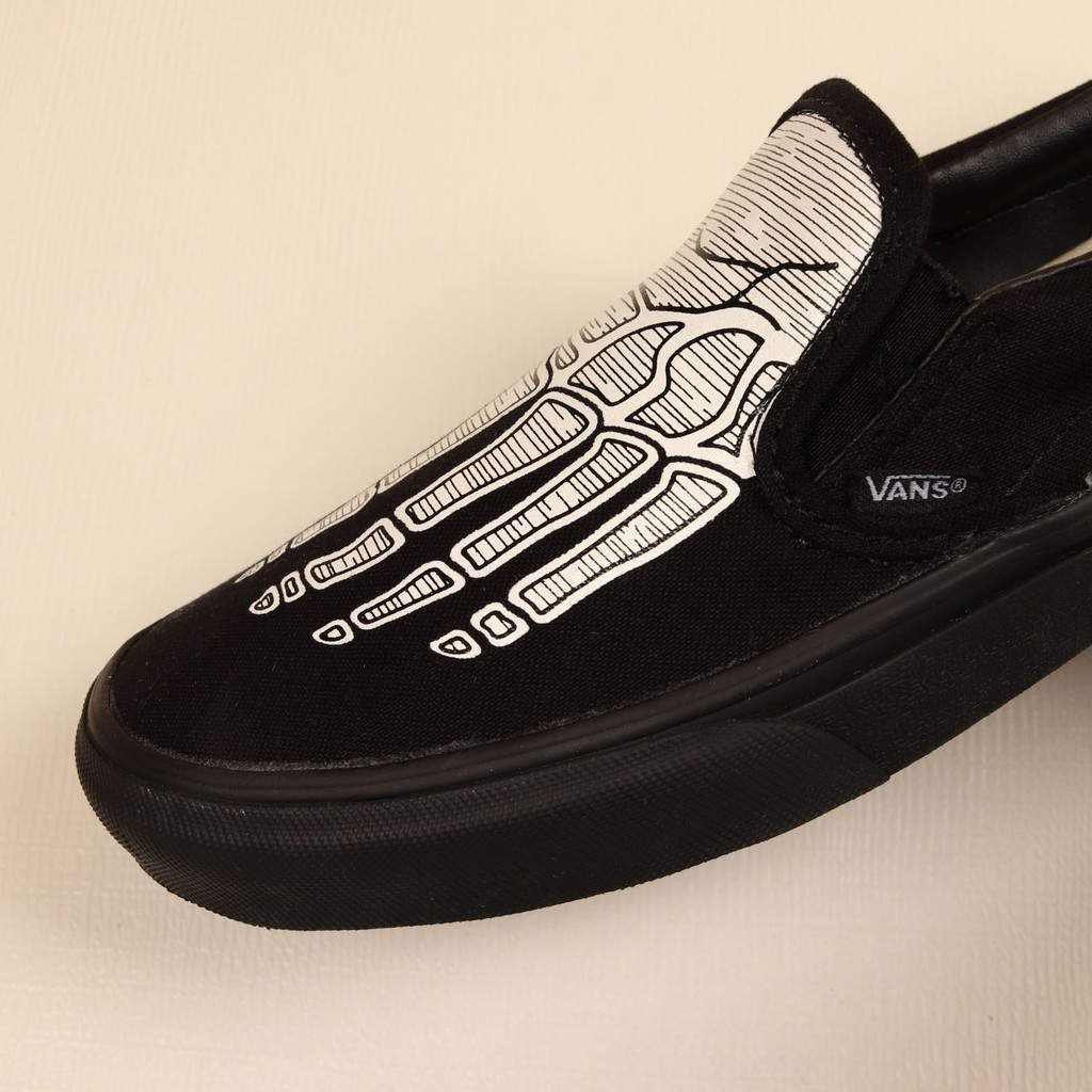 Vans Slipon Skelton black