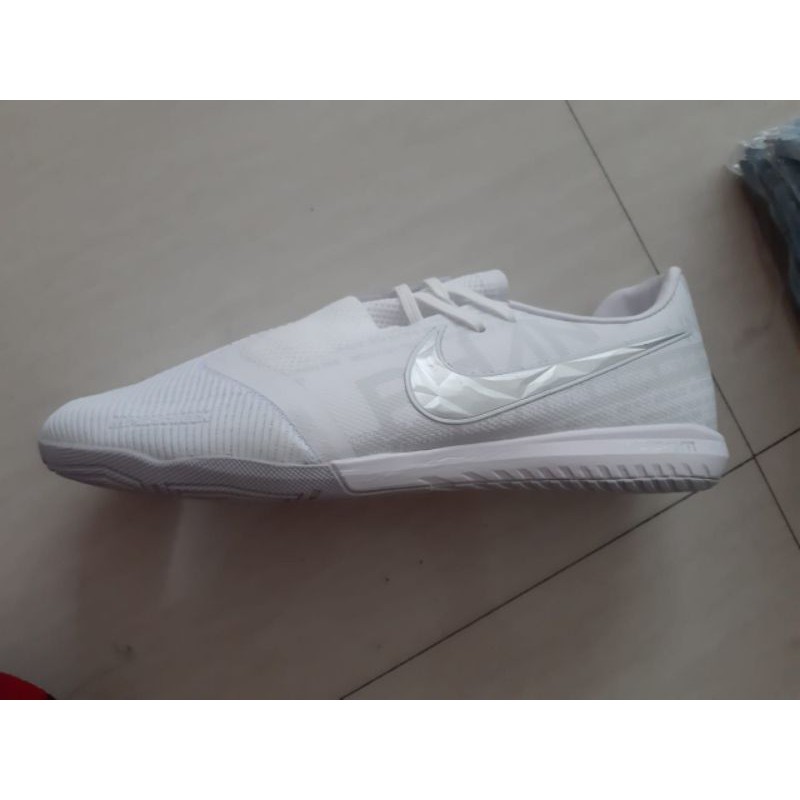 Sepatu Futsal Nike Phantom Venom Elite White IC