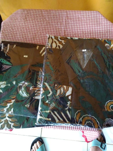 Batik Couple Keluarga Sania Ruffle Ori Ndoro Jowi Dnt