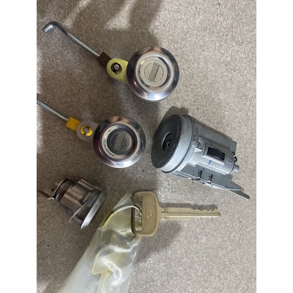 Kunci set pintu kontak grandmax pickup