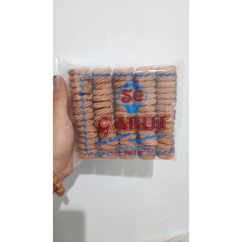 

Piscoklegit_ Kue Garut / Semprit 200Gr Cap Se Snack Garut Asli Solo