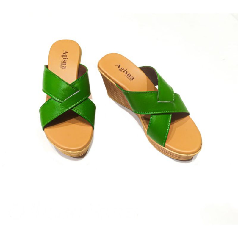 Wedges Kulit Wanita