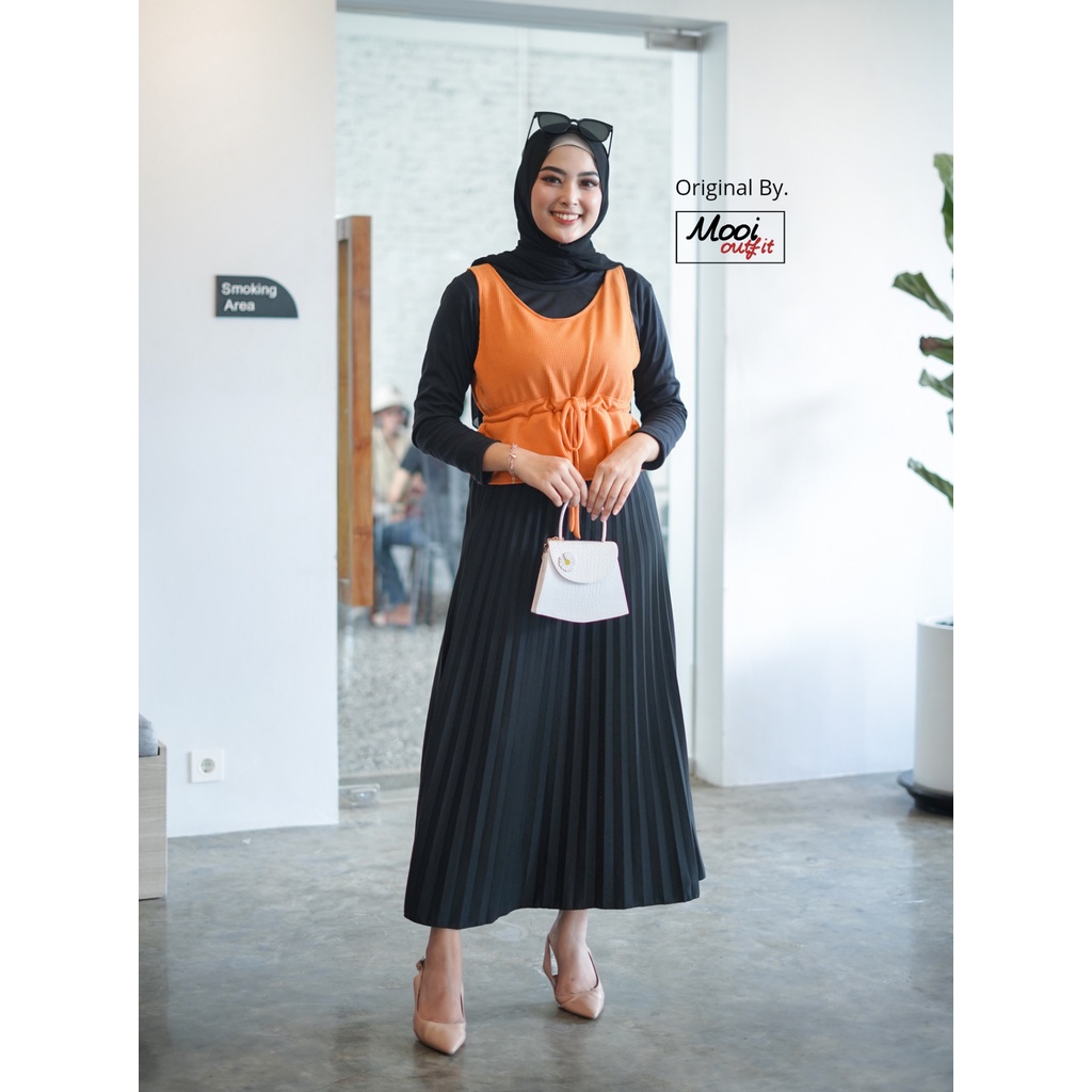 Blouse Atasan Wanita Rompi Serut Terbaru Atasan Baju Wanita Waffle Uniqlo Bahan Waffle Knit Premium Viral  Baju Atasan Wanita Dewasa Kekinian Atasan Wanita Blouse Baju Rajut Korea Wanita Style