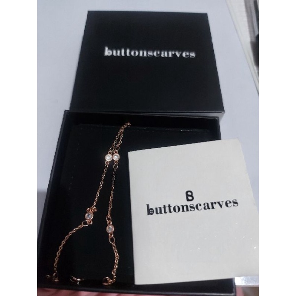 The everything long chain buttonscarves