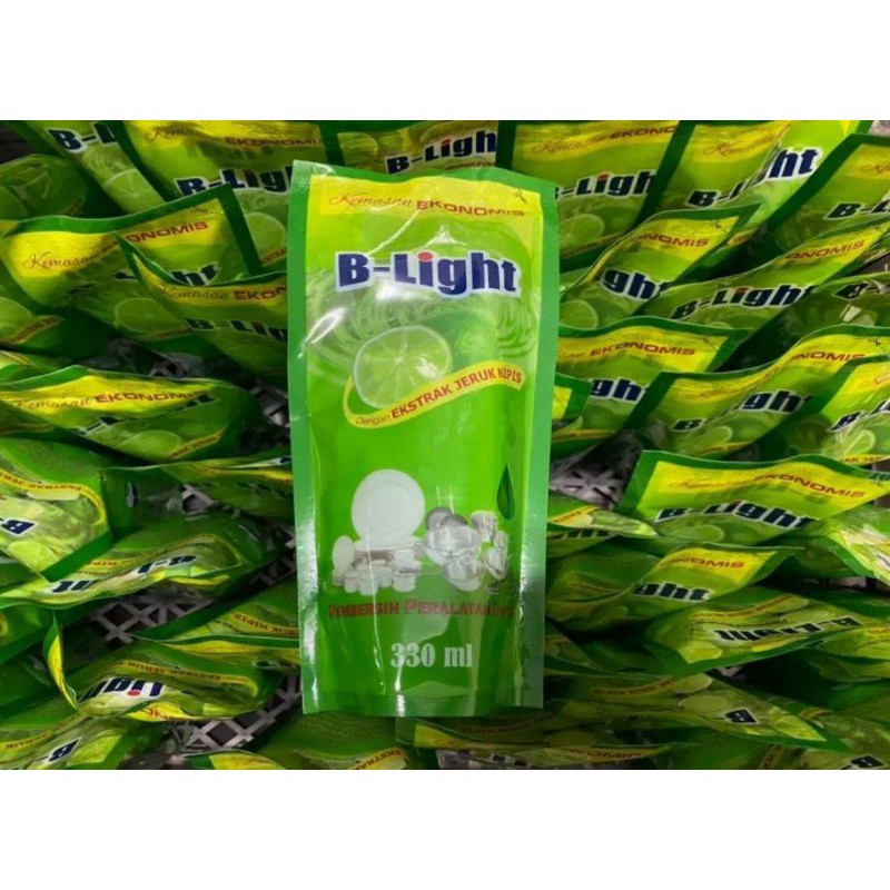 Sabun Cuci Piring B-Light pouch 330ml isi 3pcs