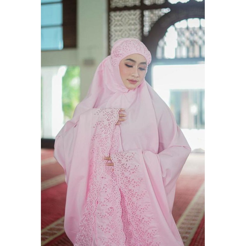 YUMNA - Mukena Bordir Pasteleena All Size warna Blush Blush