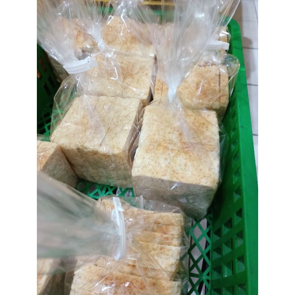 

Roti Tawar Gandum | Ummi Bakery | isi 10Pcs