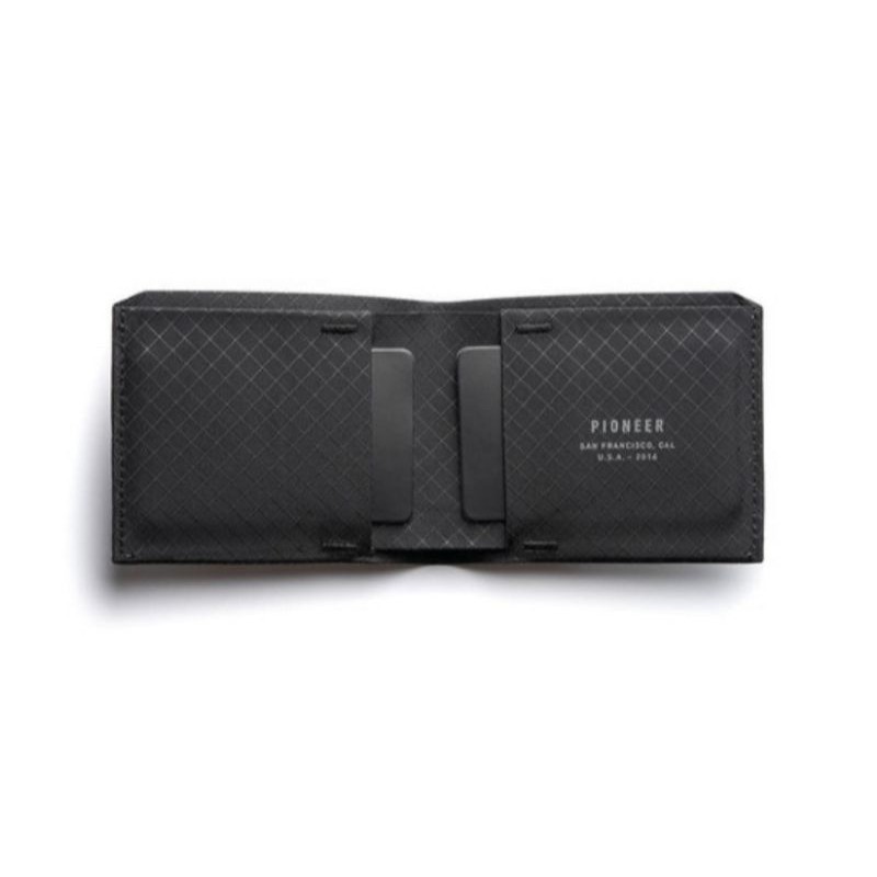 dompet pria pioneer