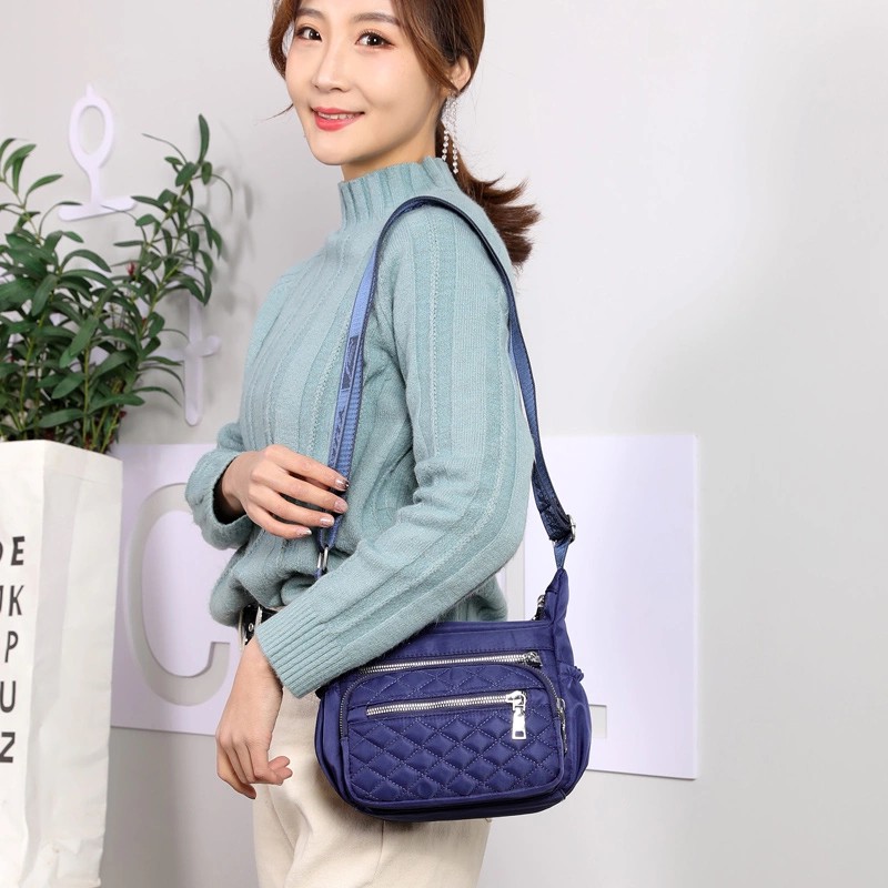 Tas Wanita Crossbody Tahan Air Nilon Kotak-kotak Messenger Bahu Tas Kasual Top-Handle Wanita