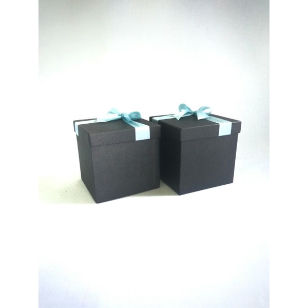 

Kotakkado/Giftbox/Hardbox 11x11x11cm