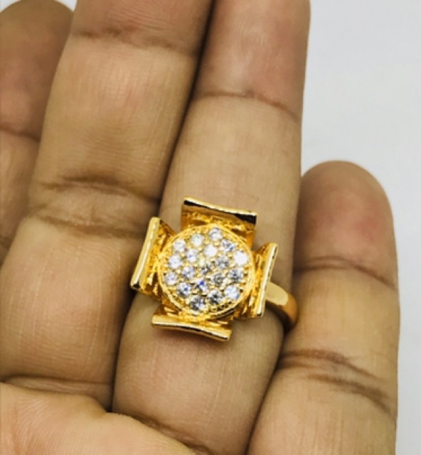 Cincin wanita //cincin permata //cincin replika berlian//cincin // perhiasan. Pengganti emas