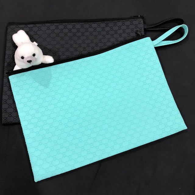 

Map Data / Kantong Dokumen / Zipper Bag Fancy F4 (TEKSTUR)