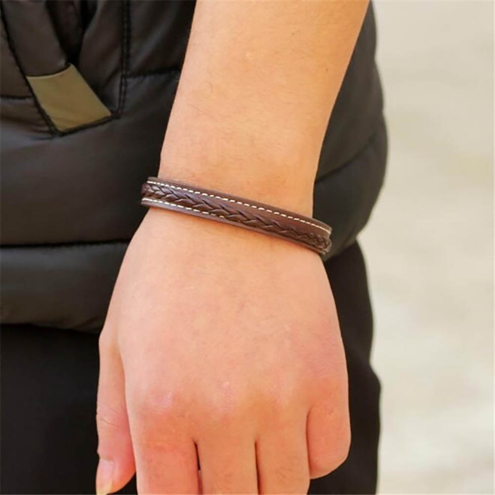 Hu Hu Hu Hu Hu Alat Bantu Pasang Kacamata♡ Gelang Bangle Pria Model Kepang Dengan Gesper Magnetik Warna Polos Untuk Hadiah