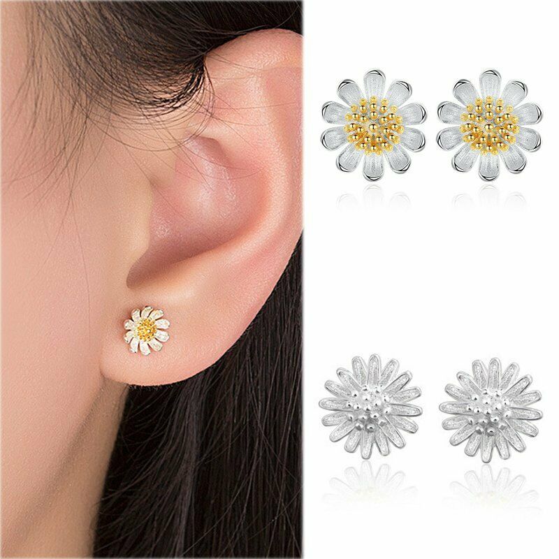 Anting Tusuk Bentuk Bunga Matahari Bahan 925 Silver Untuk Wanita