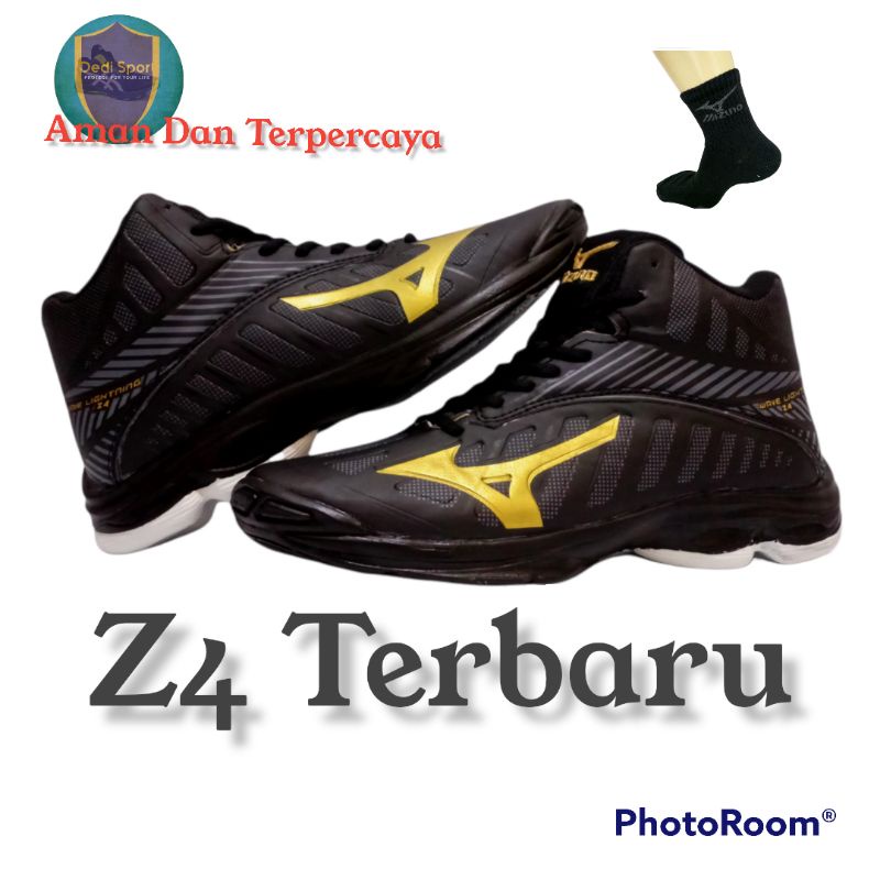 Mizuno WLZ4 Black Gold / Sepatu Olahraga Pria / Sepatu Voli / Sepatu Volly Ball