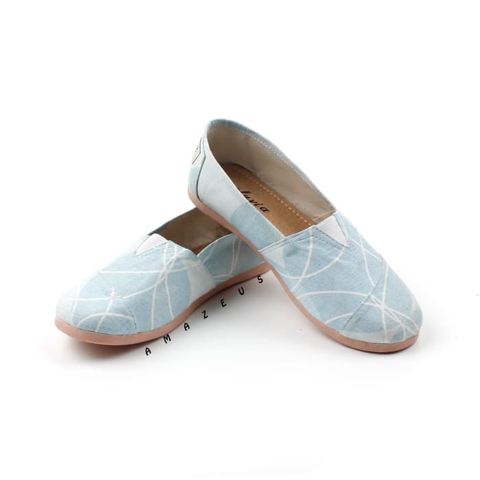 sky blue flat shoes
